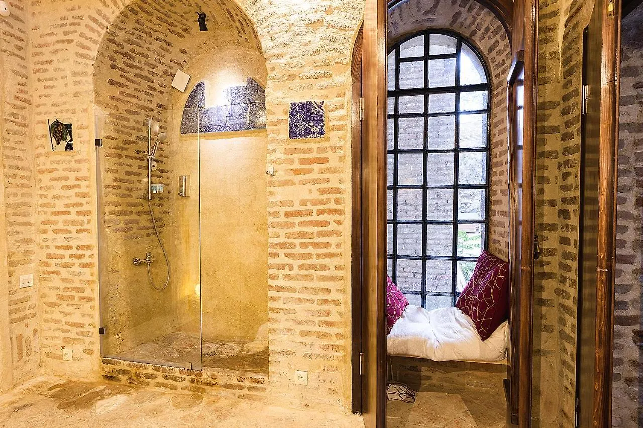 מלון טביליסי Castle In Old Town